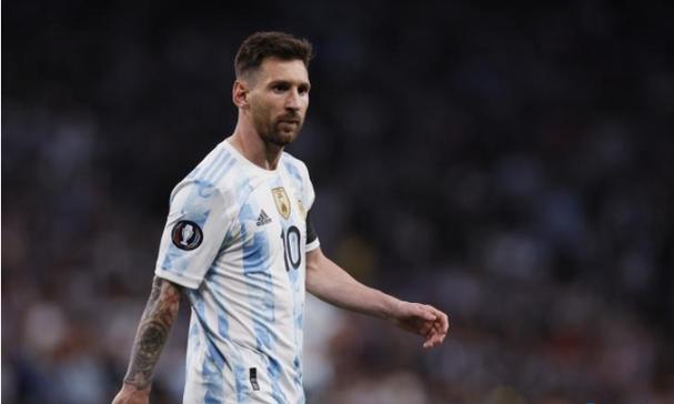 万发炮基本是福建舰的最后防线：却打不了一万发，10多秒就会哑火？